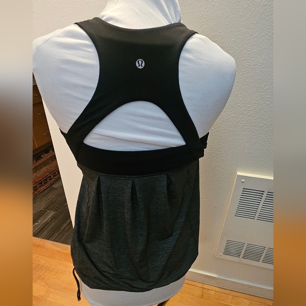 Lululemon Drawstring Waist/ Built In Bra Tank Top Size S Yoga/ Work Out